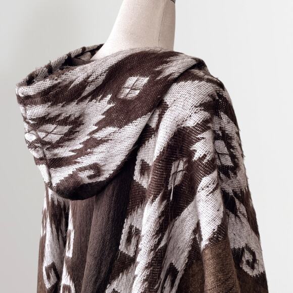 Vintage Alpaca Wool Blend Hooded Poncho Brown White One Size Aztec Boho - Picture 4 of 8